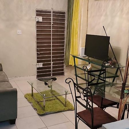 #1 Jacaranda Vacation Home Spanish Town Ngoại thất bức ảnh